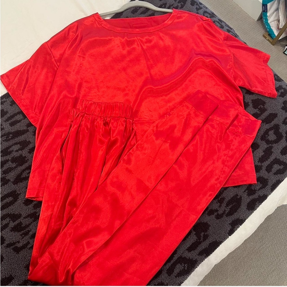 Daily Drills Red Silk Set